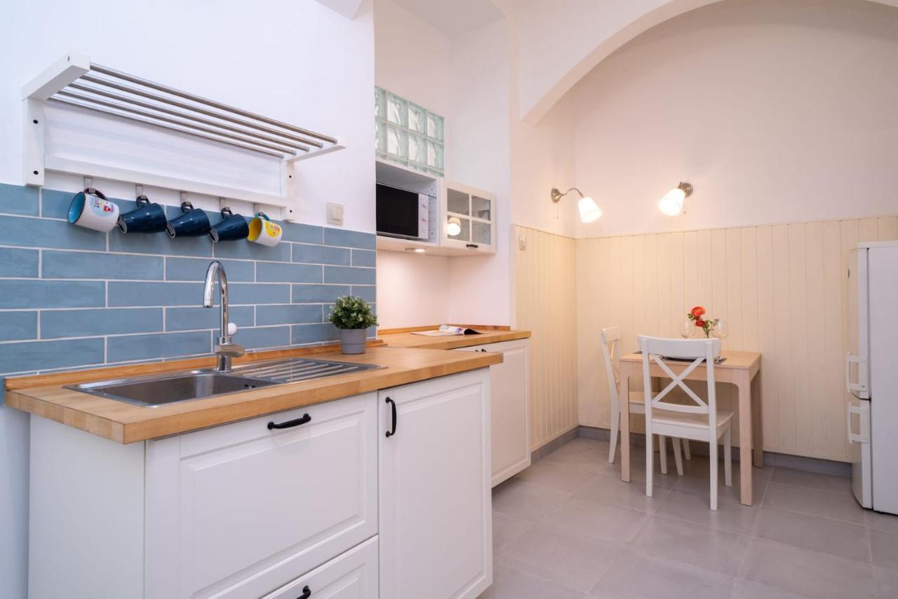 Blue Ribbon Apartment Budapest Ngoại thất bức ảnh